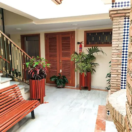 Concepcion Plaza 라 라구나